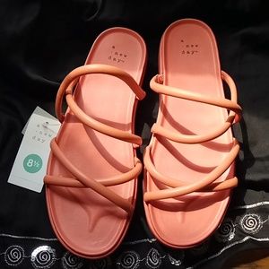 Nwt slides